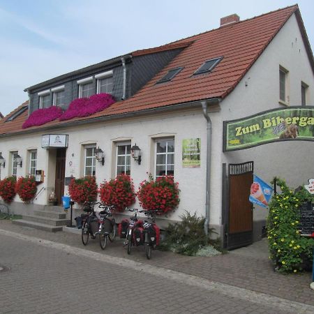 Gasthaus Und Pension Zum Biber Steckby Exterior photo